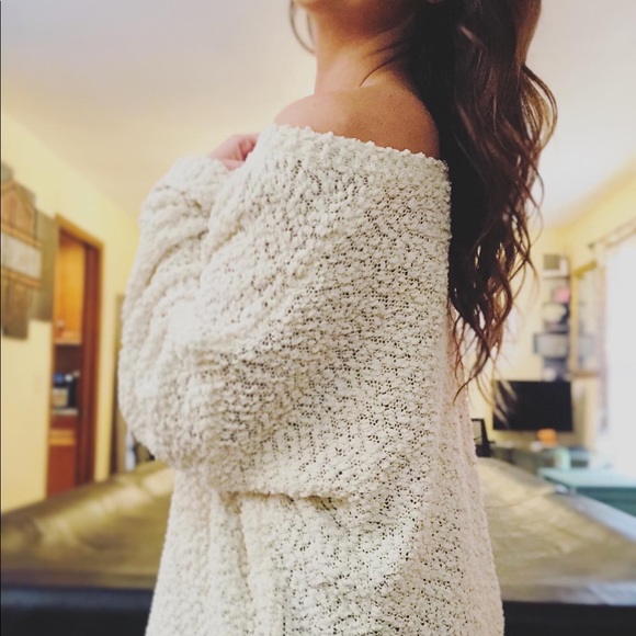 COZY SOFT POPCORN SWEATER - Picture 6 of 16